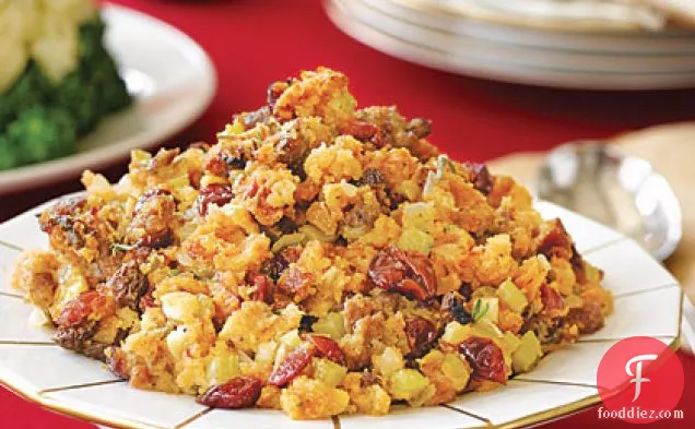 Sausage and Fall-Fruit Stuffing