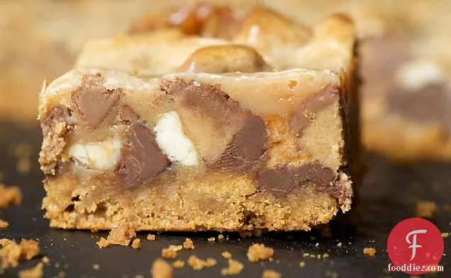Peanut Butter Candy Bar Squares