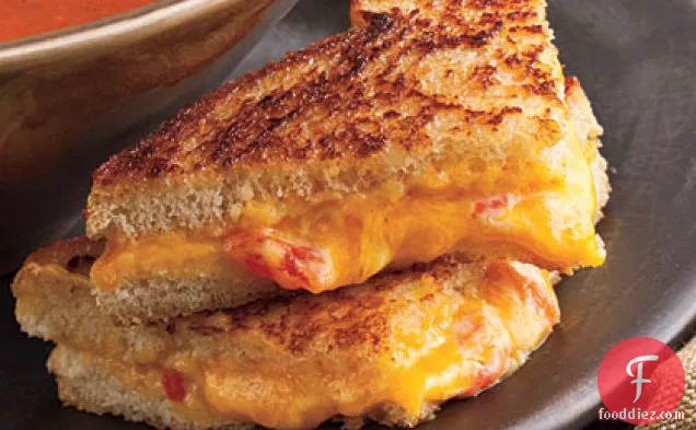 Grilled Pimiento Cheese Sandwiches