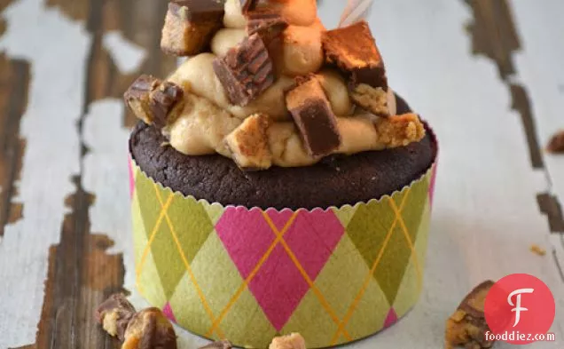 Peanut Butter Cream Filled Chocolate Cupcakes