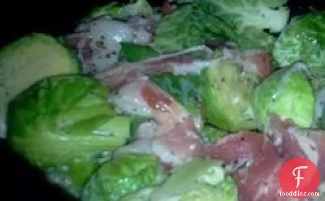 मेपल भुना हुआ ब्रसेल्स बेकन के साथ अंकुरित होता है