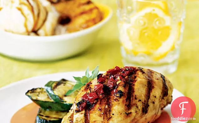 ग्रील्ड चिकन स्तन प्रोवेन्सल