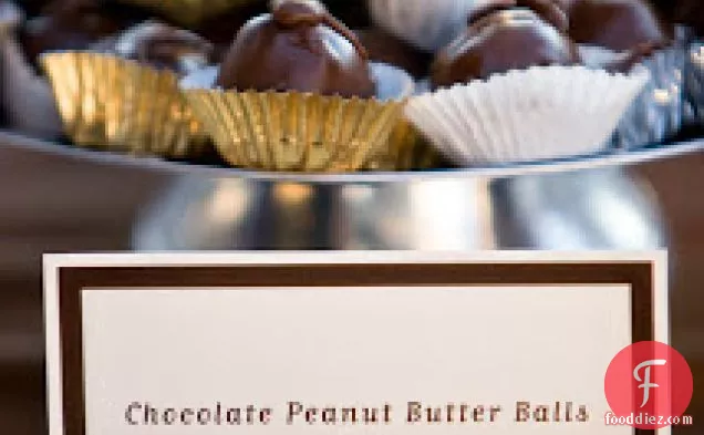 चॉकलेट मूंगफली का मक्खन गेंदों
