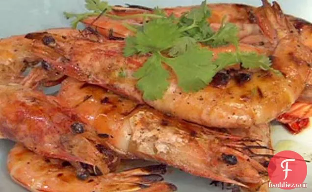 Grilled Prawns with Spicy Fresh Pepper Sauce