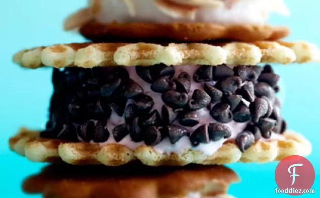 Strawberry Waffle Wiches