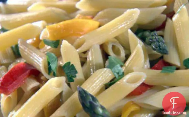 Penne with Asparagus and Peppers