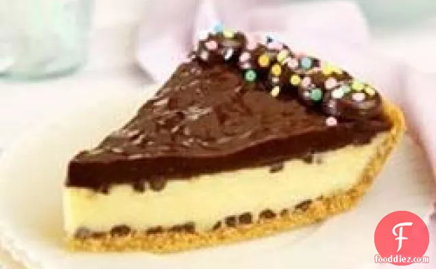 Easy Chocolate Chip Cheesecake Pie