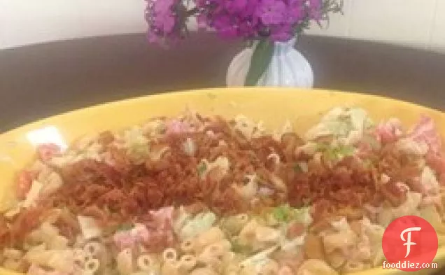 Bacon, Lettuce, and Tomato Macaroni Salad