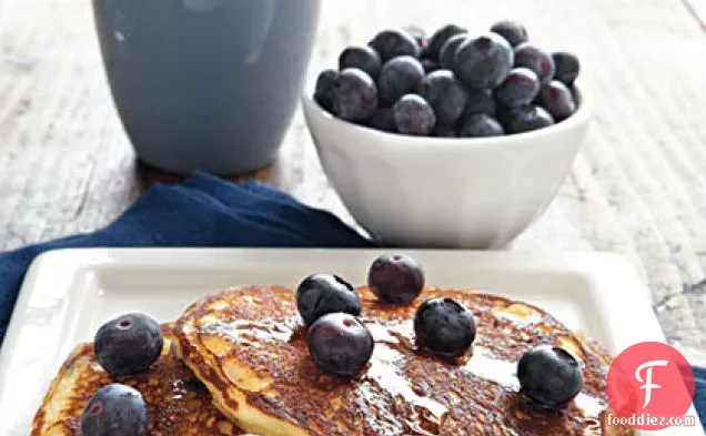 Sour Cream–Blueberry Pancakes