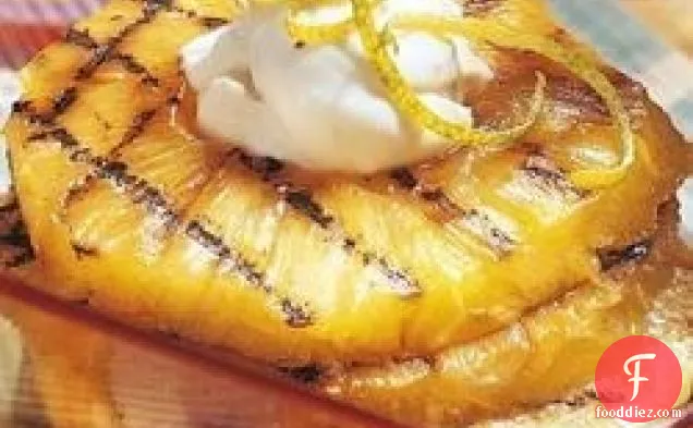 Grilled Pineapple with Mascarpone Cream