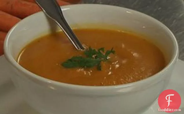 मलाईदार Butternut स्क्वैश सूप