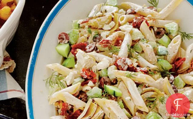 Tangy Tzatziki पास्ता सलाद