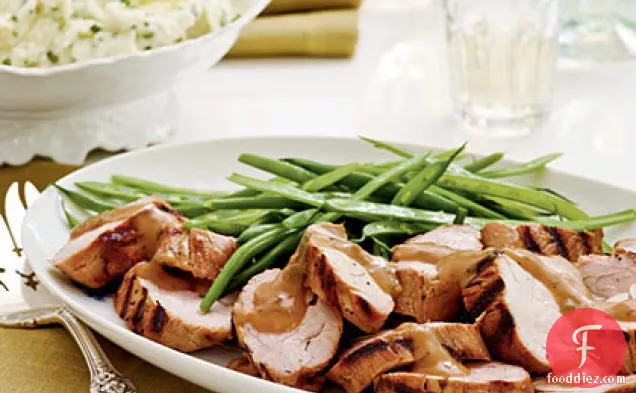 बोर्बोन-ब्राउन शुगर पोर्क टेंडरलॉइन