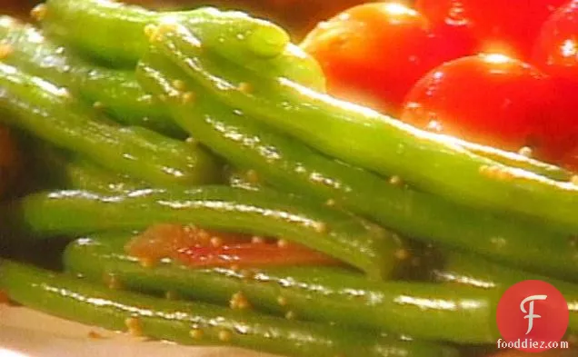 Green Beans with Red Onion and Mustard Vinaigrette