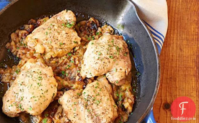 Chicken Thighs with Roasted Apples and Garlic