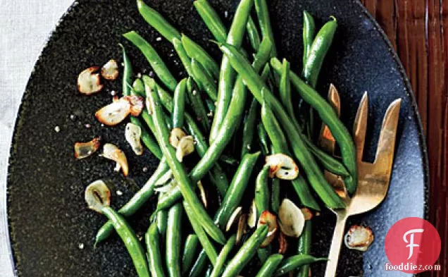 Green Beans with Toasted Garlic