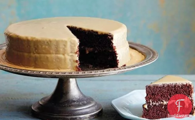 Lizzie's Old Fashioned Cocoa Cake with Caramel Icing