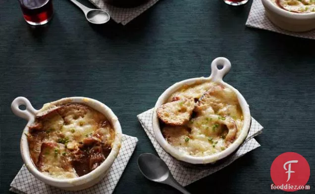 French Onion Soup With Braised Short Ribs
