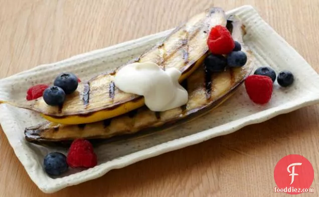 Grilled Bananas with Maple Creme Fraiche