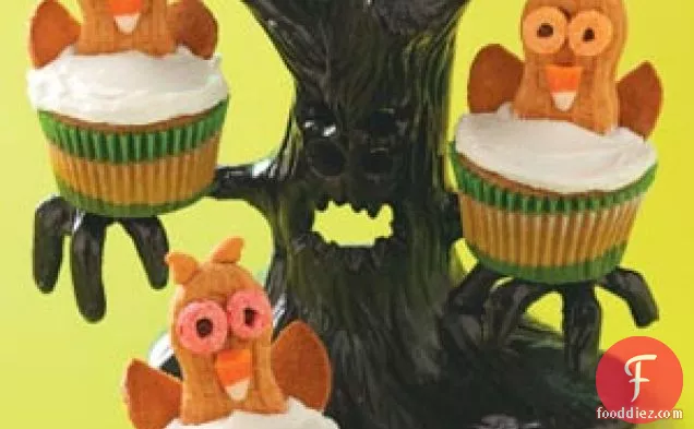 Wide-Eyed Owl Cupcakes
