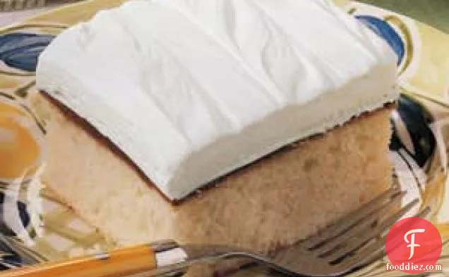 White Chocolate Fudge Cake