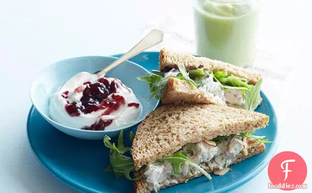 Herbal Chicken Sandwiches with Apple-Avocado Smoothie