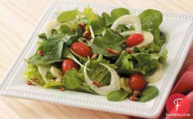 Arugula Salad with Sugared Pecans