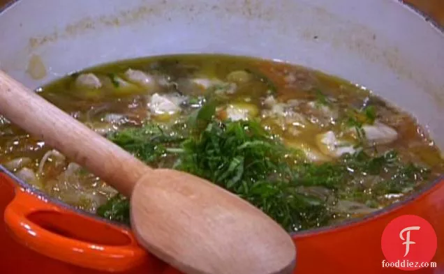मायोटो-अपना खुद का टेक आउट करें: थाई चिकन नूडल सूप