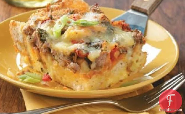 ब्री और सॉसेज ब्रंच सेंकना