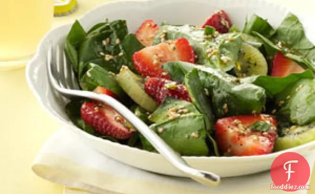 Kiwi-Strawberry Spinach Salad