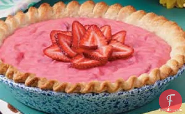 Creamy Strawberry Pie