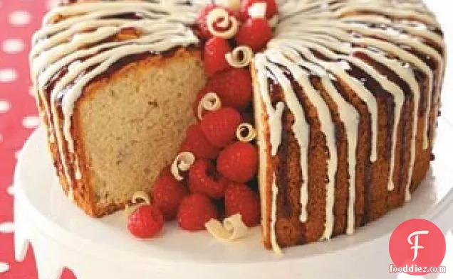 White Chocolate Raspberry Cake