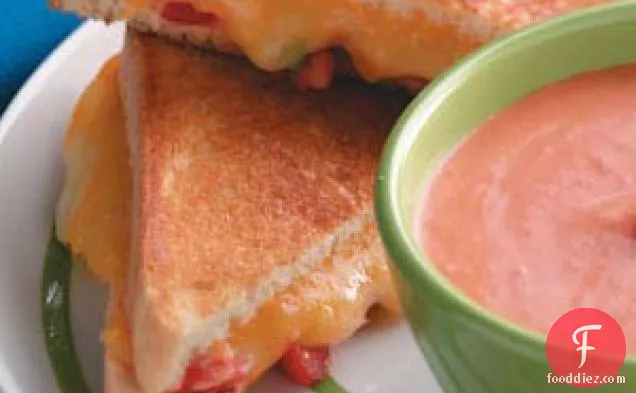 Grilled Tomato-Cheese Sandwiches