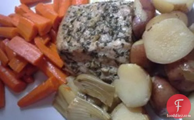 स्वस्थ भुना हुआ सूअर का मांस कमर