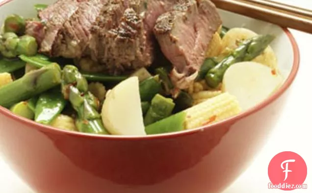 Beef Filet Salad With Asparagus, Snowpeas, Ginger And Lime Juice