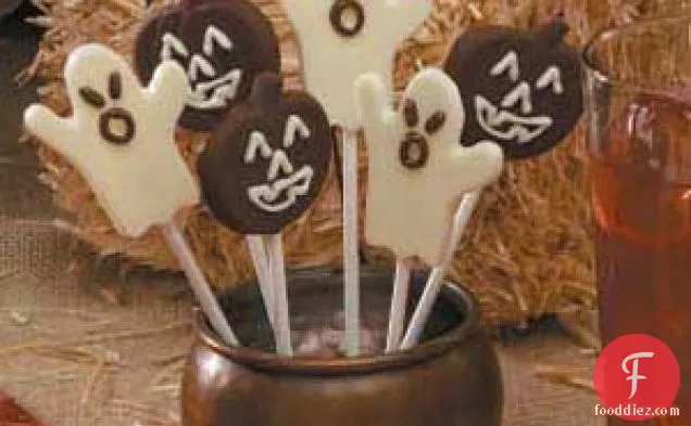 Halloween Chocolate Lollipops