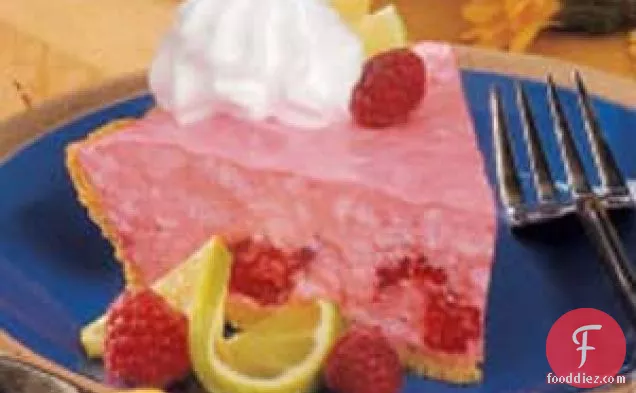 Creamy Raspberry Pie