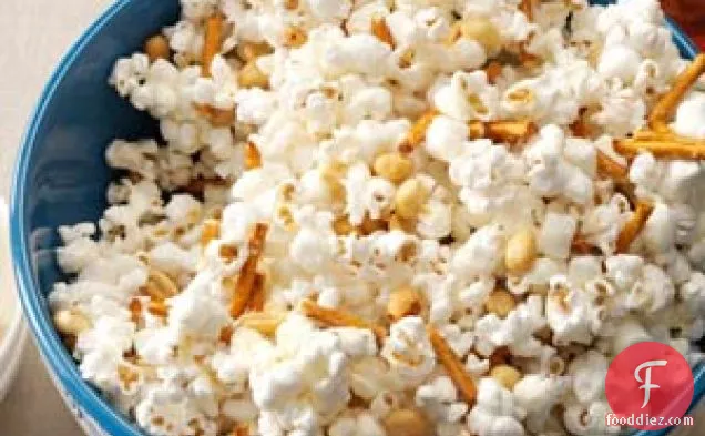Marshmallow-Peanut Popcorn
