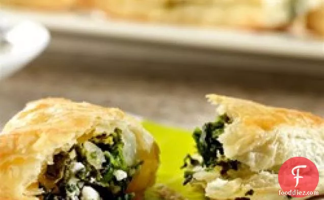 Campbell's Spinach and Feta Mini-Calzones