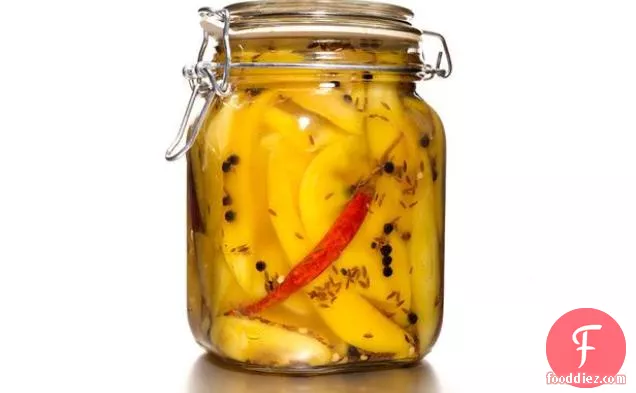 Pickled Mango With Ginger