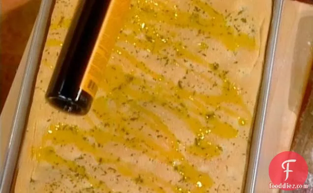 स्पियानाटा कॉन फेव: फवास और पेकोरिनो के साथ नरम रोटी