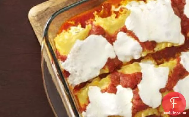 Creamy Chicken Lasagna Roll-Ups