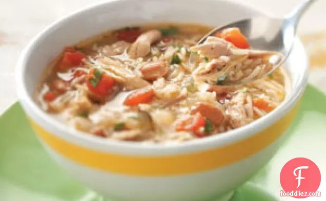 काजुन चिकन और चावल का सूप