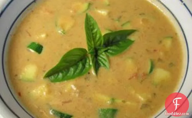 भुना हुआ गार्डन टमाटर तुलसी सूप