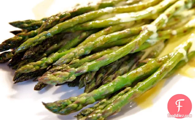 Grilled Asparagus With Tangerine Aioli