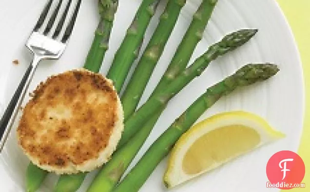 Steamed Asparagus With Warm Goat Cheese