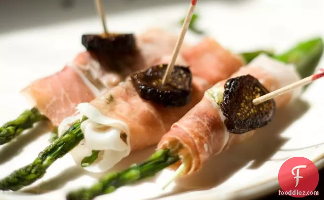 Prosciutto Wrapped Asparagus With Fig And Goat Cheese