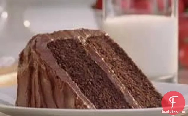 डेज़ी ब्रांड खट्टा क्रीम चॉकलेट केक