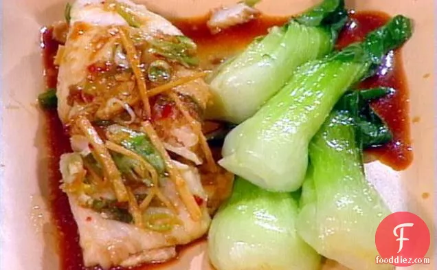 उबले हुए हलिबूट फ़िललेट्स, चीनी शैली