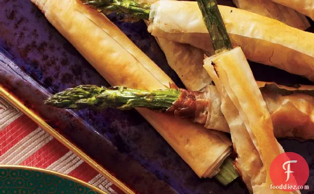 Phyllo-Wrapped Asparagus with Prosciutto